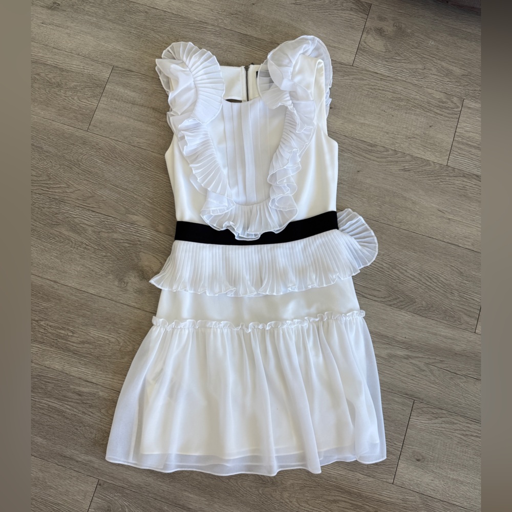 White ruffle BCBG maxazria dress size 0